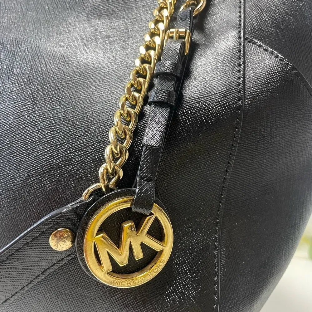 Michael Kors Black Jet Set Shoulder Bag